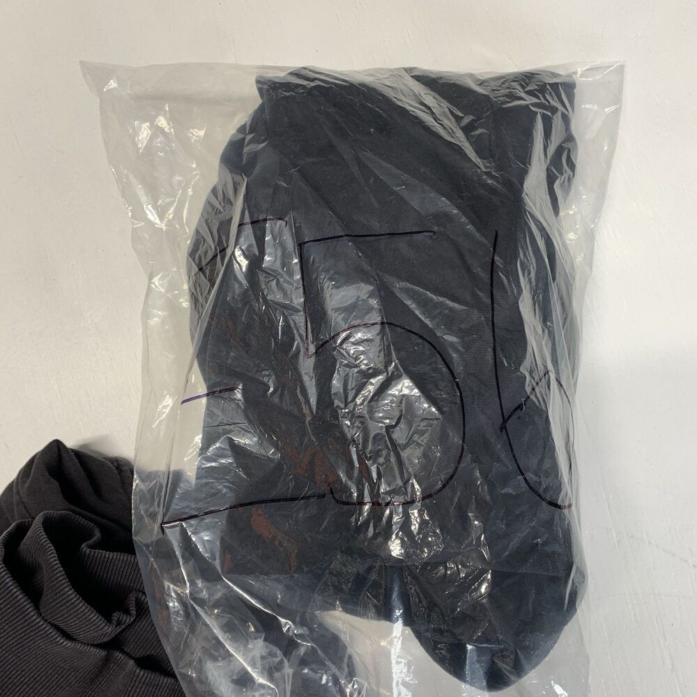 Urban Outfitters Wilder I Need Space Pullover Sweatshirt Sold Out Sz M Oversized - Picture 11 of 11